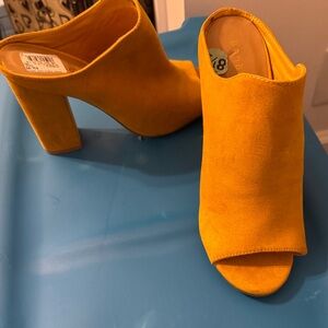 BAMBOO Yellow Suede Open-Toe Mules